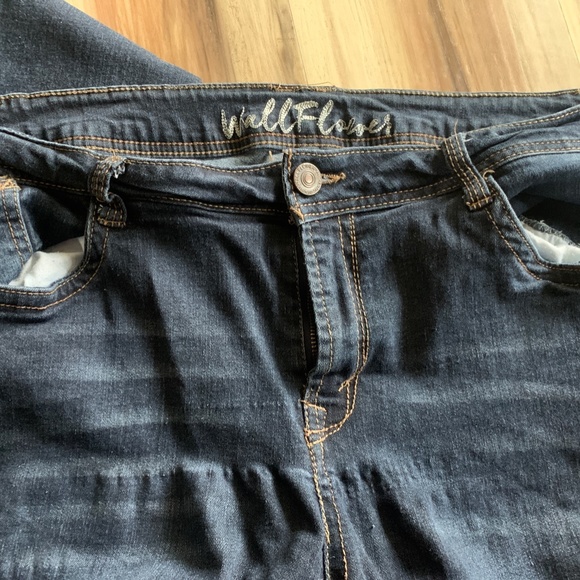 Wallflower Women's Jeans Size 20 Style WFM09648P - Picture 2 of 2